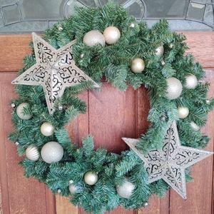 Star Christmas Wreath